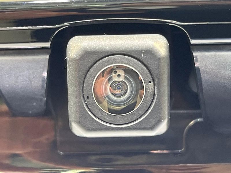 2021 Toyota Yaris Cross 6AA-MXPJ10 (UW-6a93a06545b15)[14]