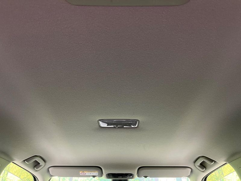 2021 Toyota Yaris Cross 6AA-MXPJ10 (UW-6a93a06545b15)[7]