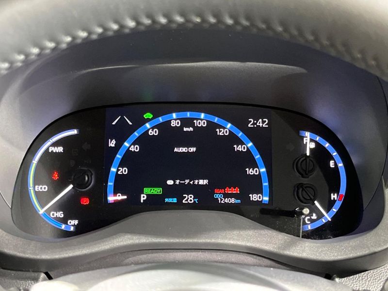 2023 Toyota Yaris Cross 6AA-MXPJ10 (UW-6a93a06ca7e1a)[18]