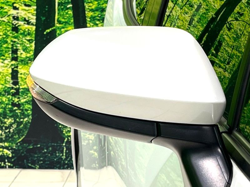 2023 Toyota Aqua 6AA-MXPK11 (UW-6a93a076514a1)[12]
