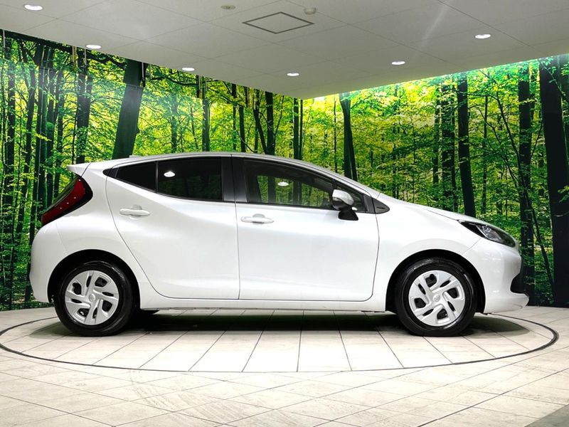 2023 Toyota Aqua 6AA-MXPK11 (UW-6a93a076514a1)[21]