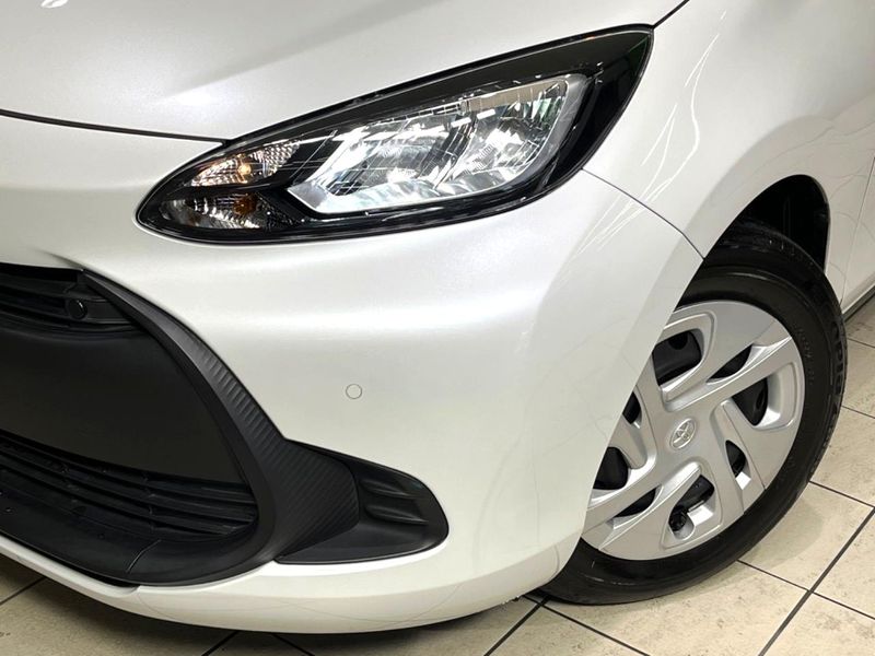 2023 Toyota Aqua 6AA-MXPK11 (UW-6a93a076514a1)[6]