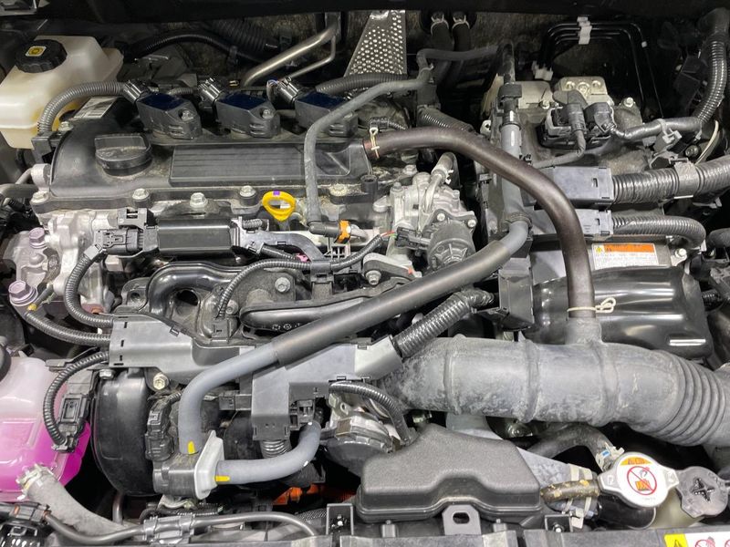2023 Toyota Sienta 6AA-MXPL10G (UW-6a93a07d07b2e)[4]