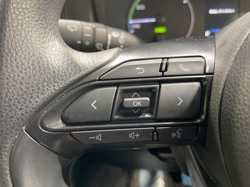 2023 Toyota Sienta 6AA-MXPL10G (UW-6a93a07d07b2e)[27]