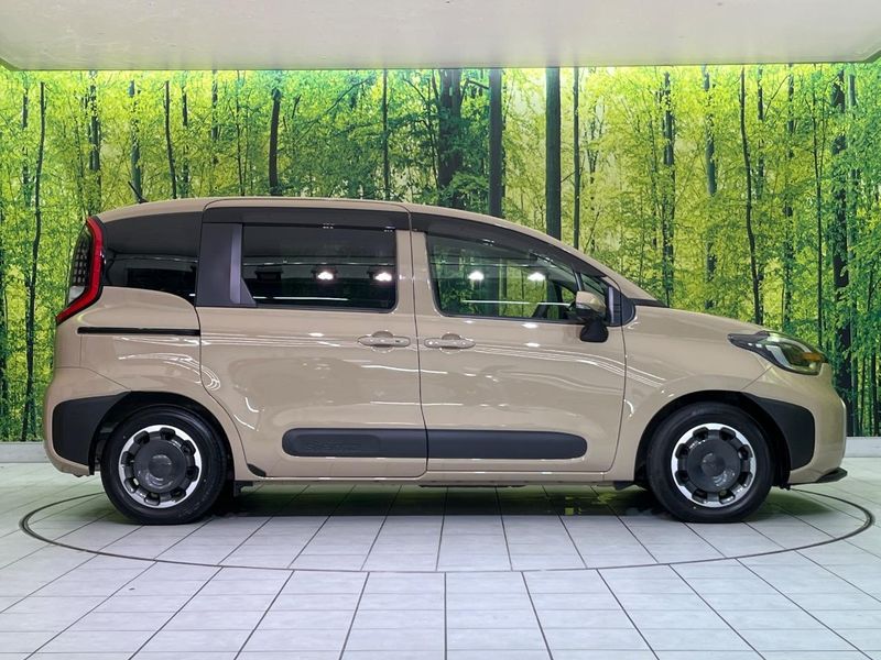 2024 Toyota Sienta 6AA-MXPL10G (UW-6a93a07fd5ee4)[9]