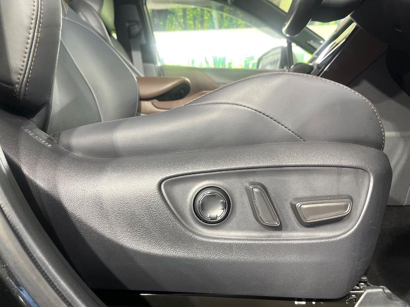 2023 Toyota Harrier 6BA-MXUA80 (UW-6a93a08dacdd8)[23]