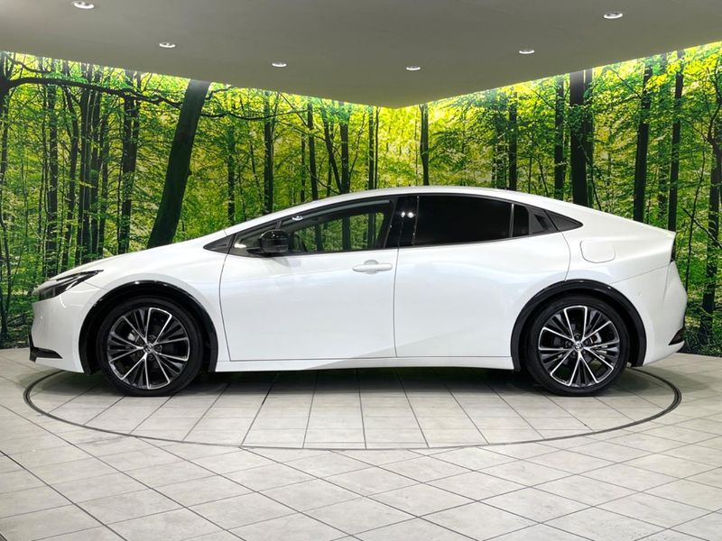 2023 Toyota Prius 6AA-MXWH60 (UW-6a93a0934662a)[25]