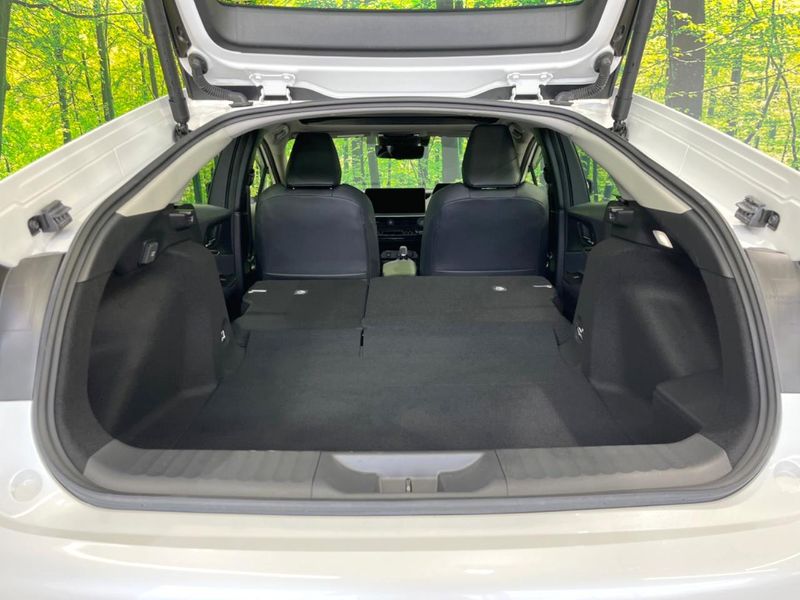 2024 Toyota Prius 6AA-MXWH60 (UW-6a93a0966c5be)[19]