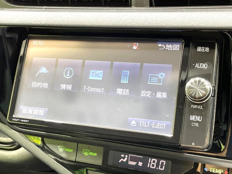 2016 Toyota Aqua DAA-NHP10 (UW-6a93a0b82c5af)[18]