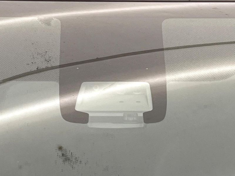 2018 Toyota Sienta DAA-NHP170G (UW-6a93a0bfaf55e)[4]