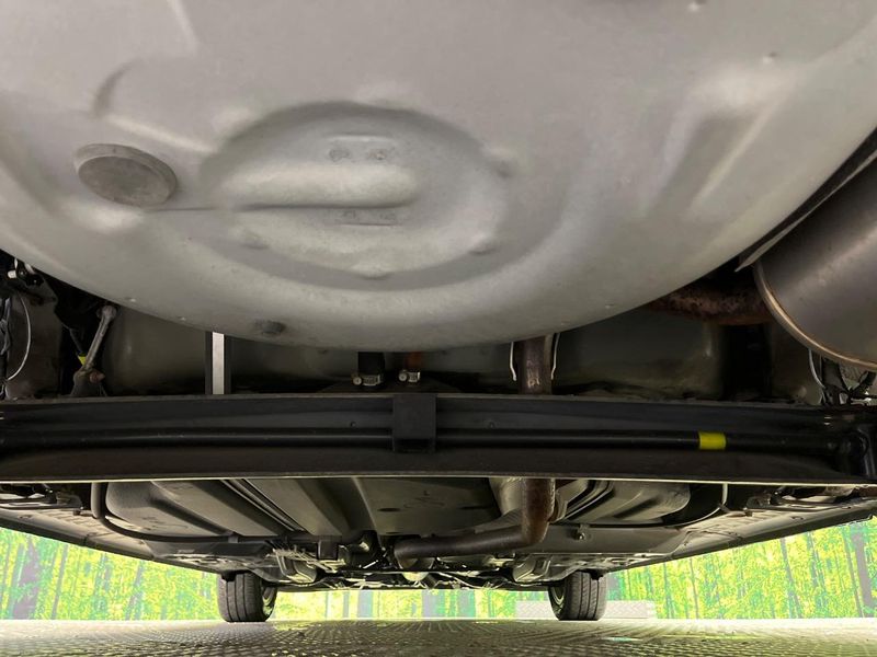 2015 Toyota Sienta DBA-NSP170G (UW-6a93a0c4b012f)[23]