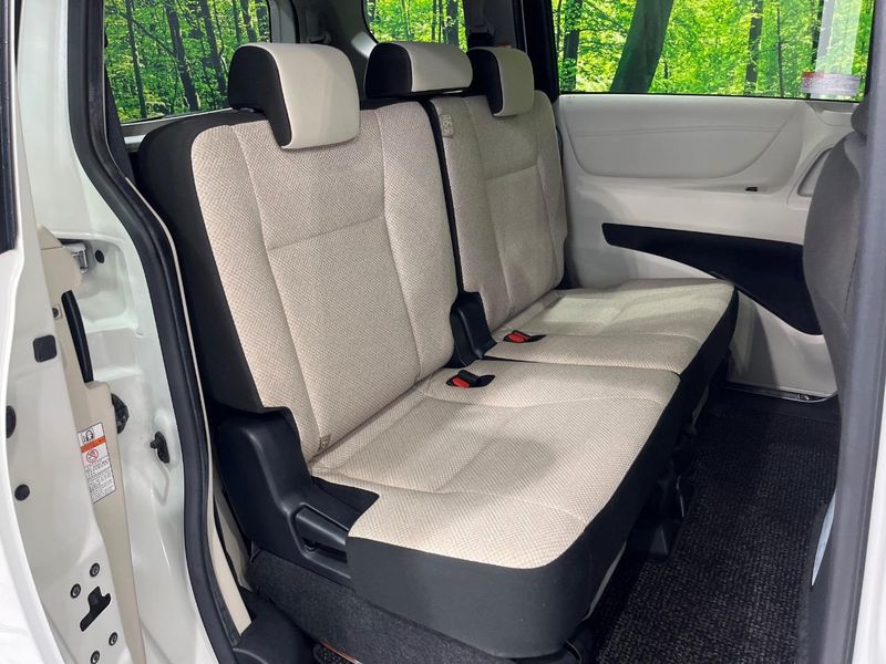 2016 Toyota Sienta DBA-NSP170G (UW-6a93a0c7876a9)[28]