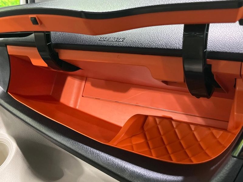 2016 Toyota Sienta DBA-NSP170G (UW-6a93a0c7876a9)[6]