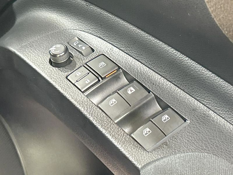 2020 Toyota Sienta 5BA-NSP170G (UW-6a93a0cbe54b1)[15]