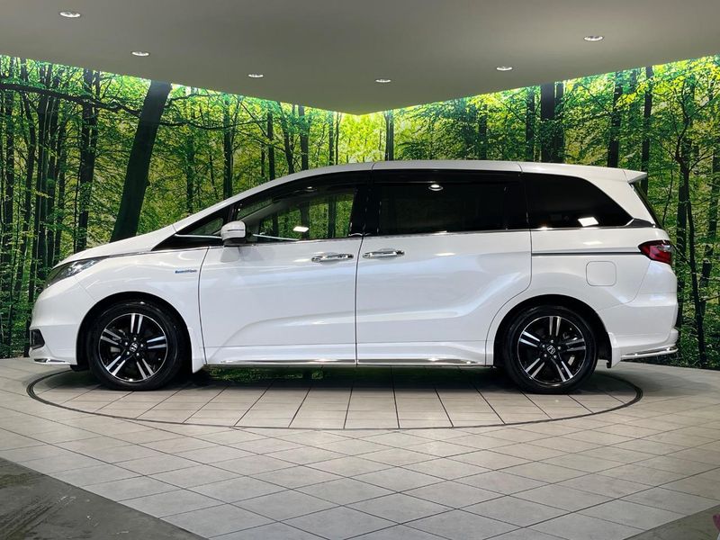 2017 Honda Odyssey Hybrid DAA-RC4 (UW-6a93a0d94bcf3)[13]