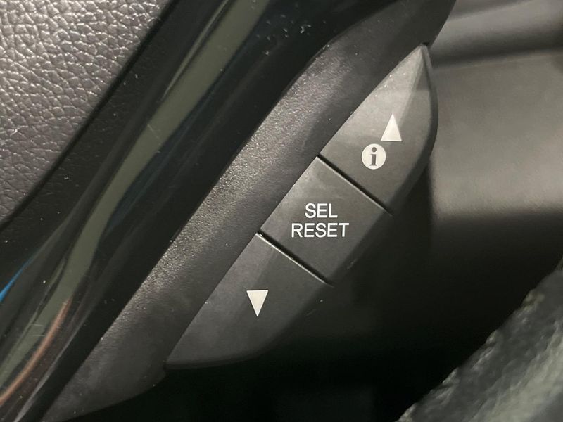 2016 Honda Vezel DAA-RU3 (UW-6a93a0e649879)[21]