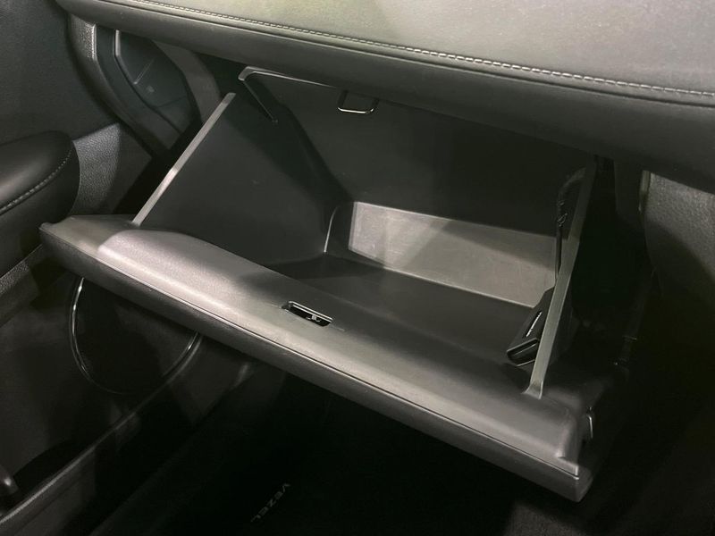 2016 Honda Vezel DAA-RU3 (UW-6a93a0e649879)[6]