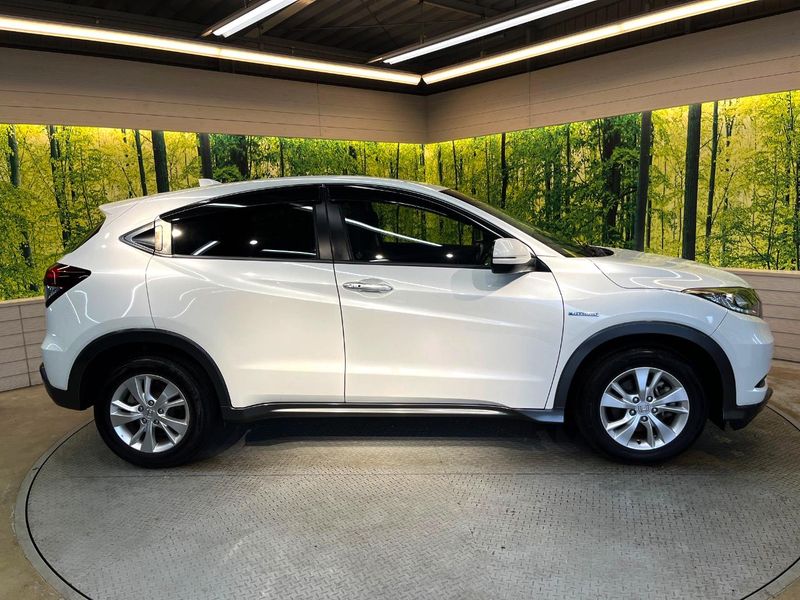 2017 Honda Vezel DAA-RU3 (UW-6a93a0e78c71c)[8]