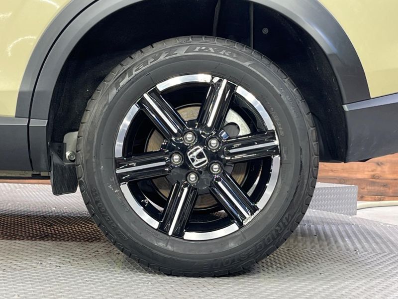 2022 Honda Vezel 6AA-RV5 (UW-6a93a0efc5486)[11]