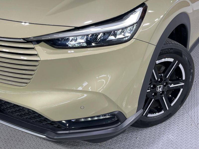 2022 Honda Vezel 6AA-RV5 (UW-6a93a0efc5486)[8]