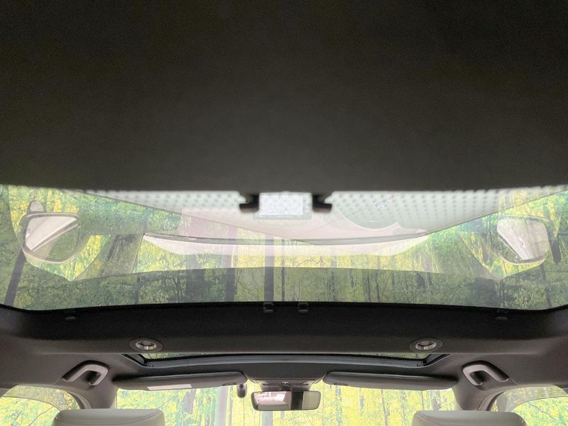 2022 Honda Vezel 6AA-RV5 (UW-6a93a0f096d00)[16]