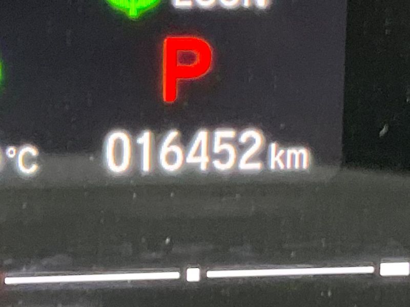 2022 Honda Vezel 6AA-RV5 (UW-6a93a0f1282fb)[2]