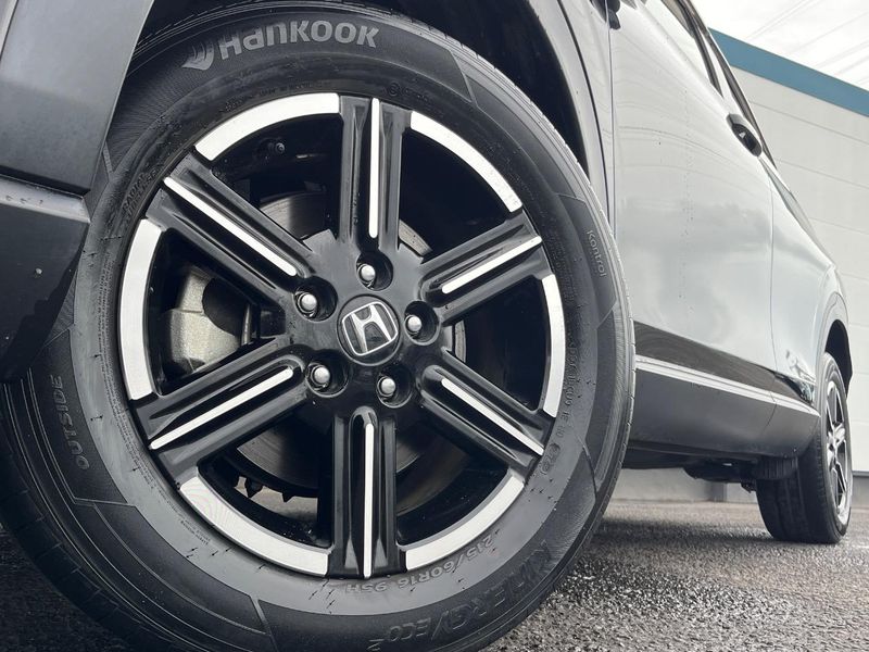 2022 Honda Vezel 6AA-RV5 (UW-6a93a0f1282fb)[4]