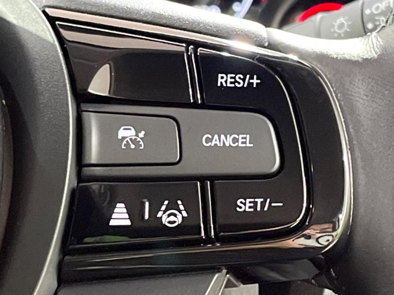 2021 Honda Vezel 6AA-RV6 (UW-6a93a0f981c75)[28]
