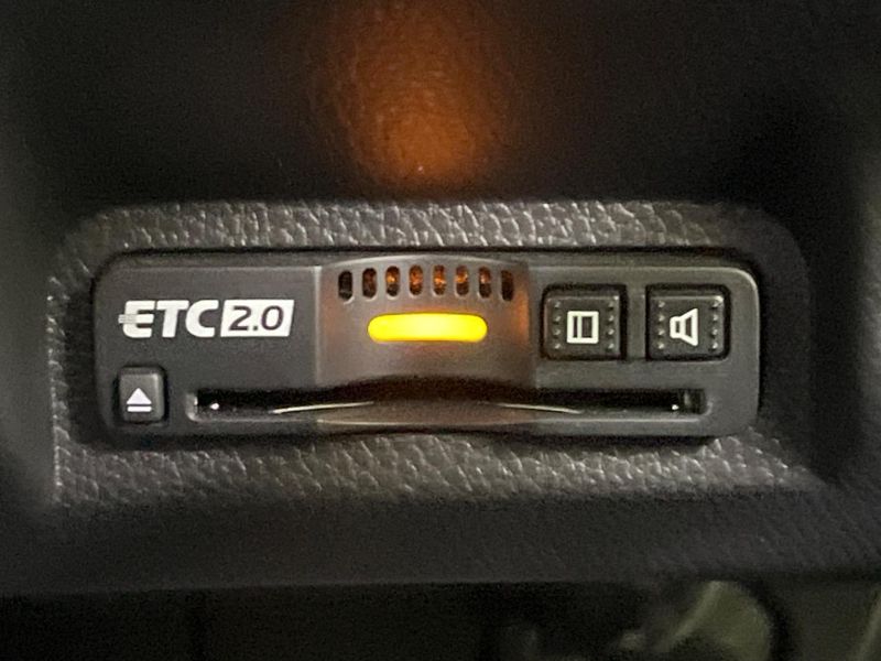 2021 Honda Vezel 6AA-RV6 (UW-6a93a0f981c75)[21]