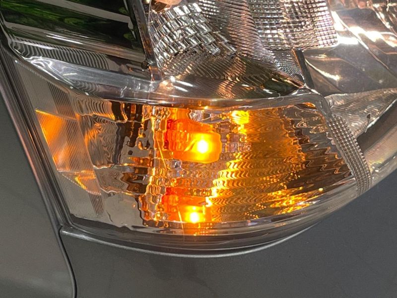 2018 Daihatsu Daihatsu Hijet Cargo EBD-S331V (UW-6a93a10070898)[26]
