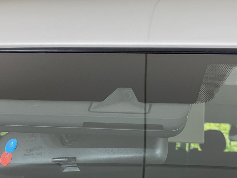 2018 Toyota Hiace Wagon CBA-TRH214W (UW-6a93a11d5f3e4)[19]