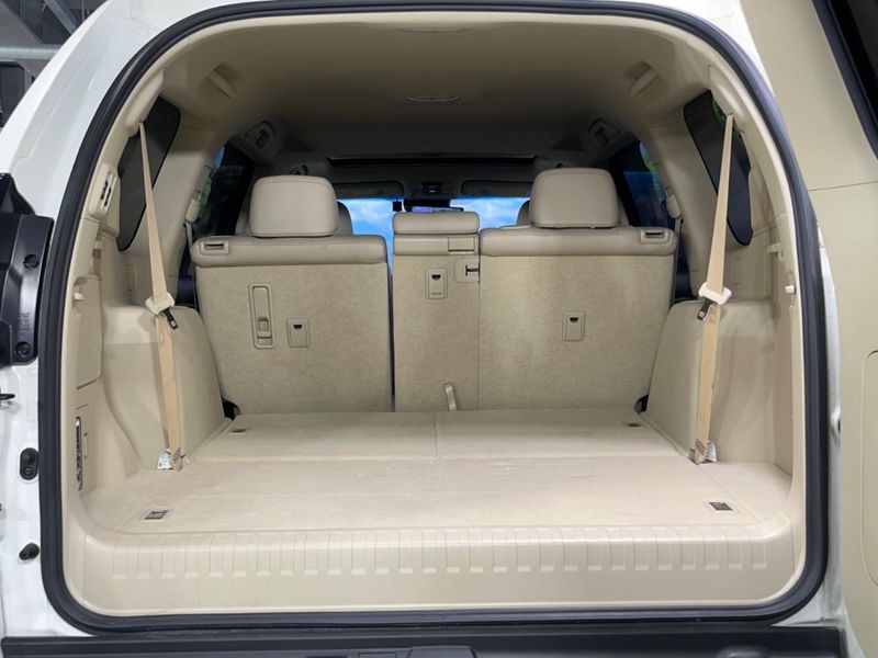 2023 Toyota Land Cruiser Prado 3BA-TRJ150W (UW-6a93a121a90d5)[14]