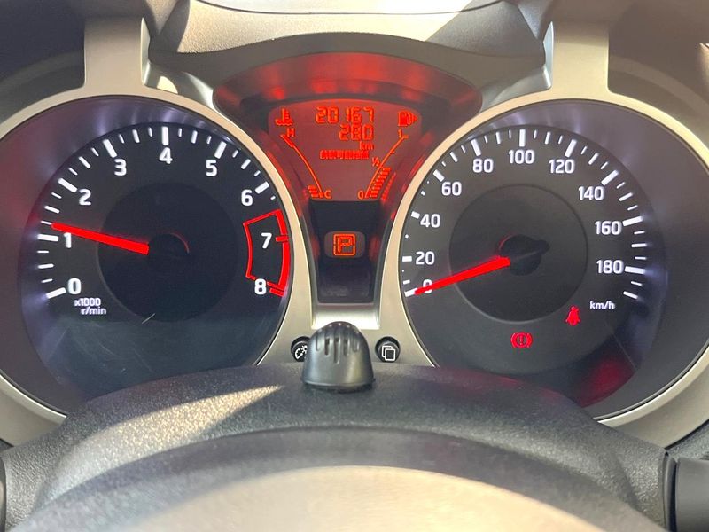 2014 Nissan JUKE DBA-YF15 (UW-6a93a158c1baa)[20]
