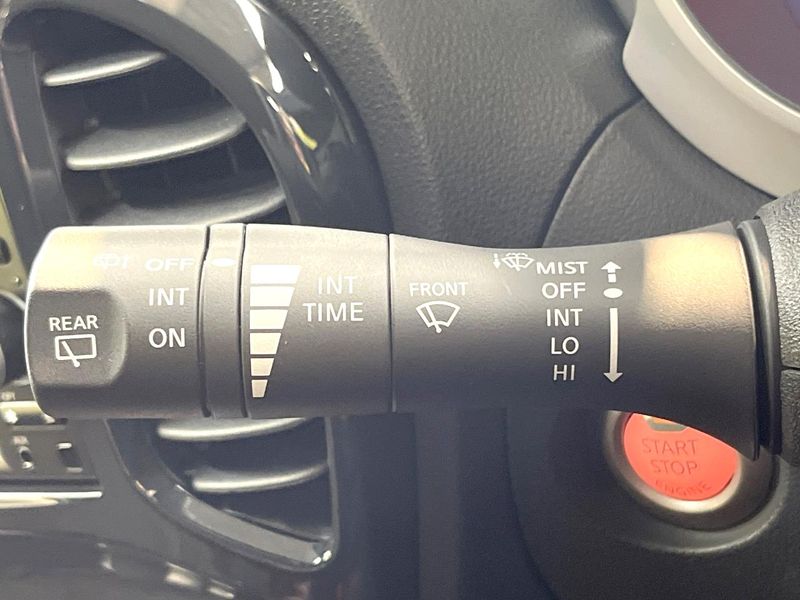 2014 Nissan JUKE DBA-YF15 (UW-6a93a158c1baa)[22]