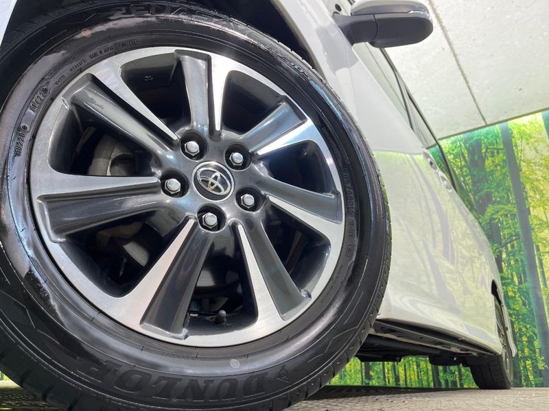 2017 Toyota Voxy DBA-ZRR80W (UW-6a93a1721908b)[15]