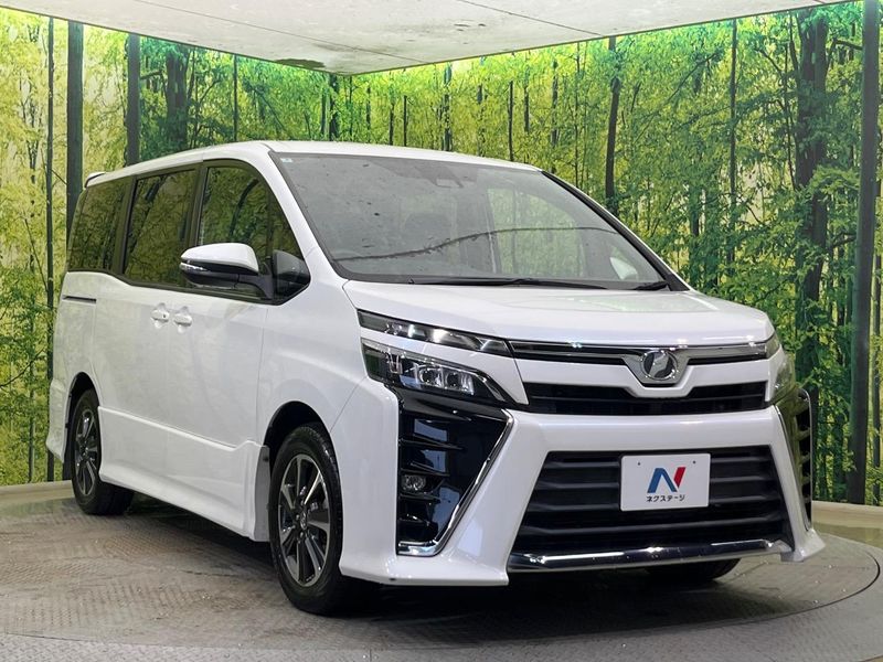 2017 Toyota Voxy DBA-ZRR80W (UW-6a93a1721908b)[7]