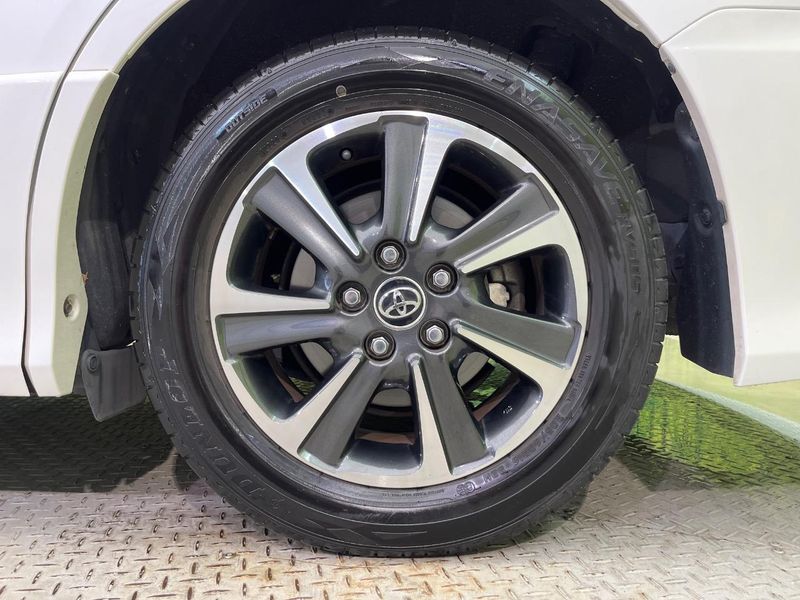 2017 Toyota Voxy DBA-ZRR80W (UW-6a93a1721908b)[16]