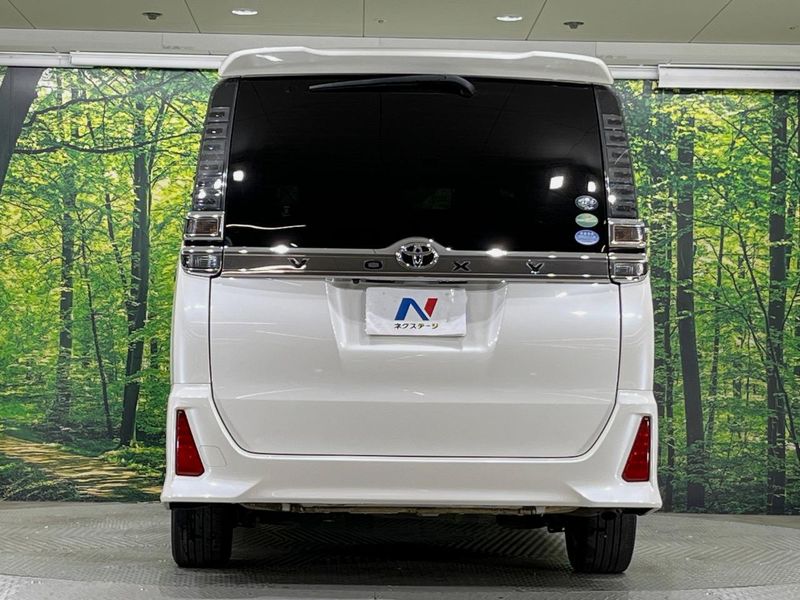 2017 Toyota Voxy DBA-ZRR80W (UW-6a93a172d1985)[15]
