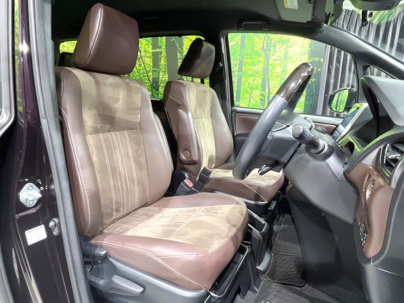 2019 Toyota Esquire DBA-ZRR80G (UW-6a93a1783b020)[9]