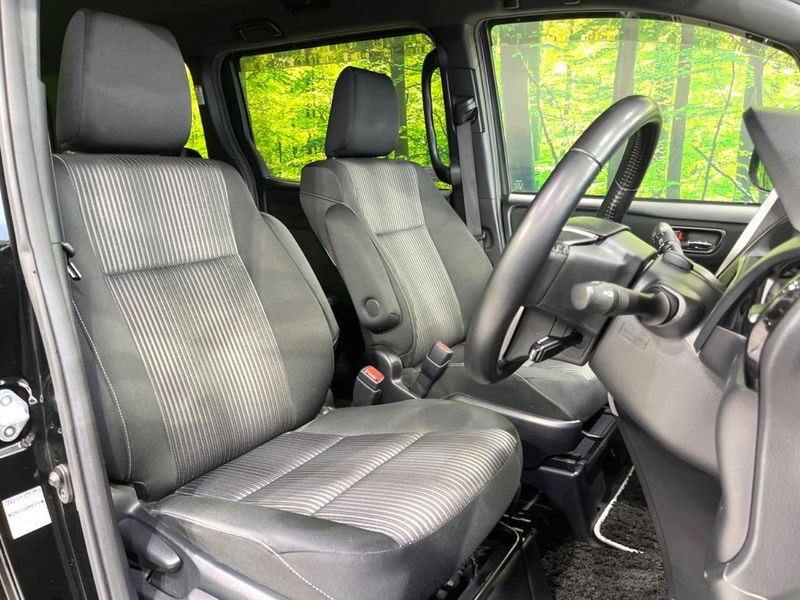 2019 Toyota Voxy DBA-ZRR80W (UW-6a93a1789dd6c)[8]