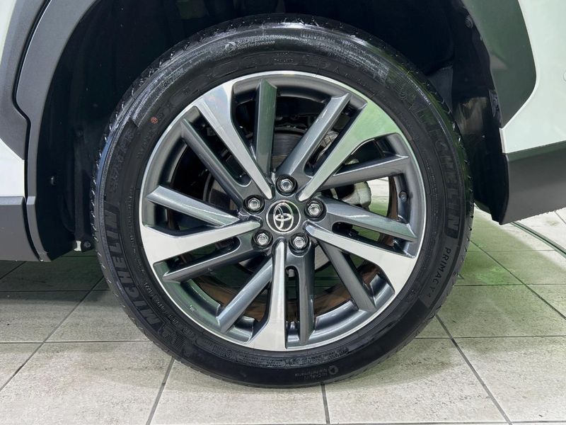 2023 Toyota Corolla Cross 6AA-ZVG13 (UW-6a93a1847d349)[14]