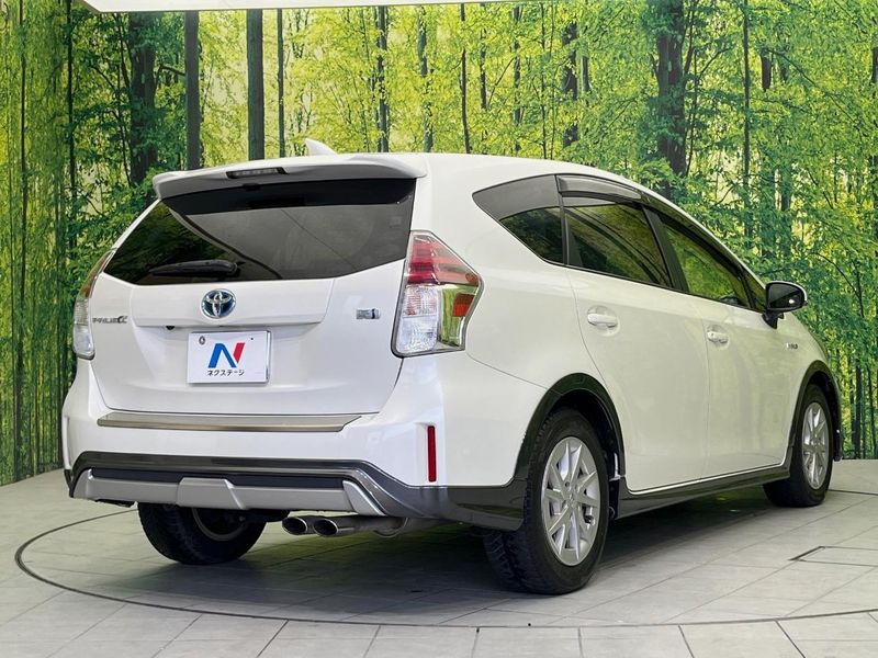 2015 Toyota Prius α DAA-ZVW41W (UW-6a93a194121c3)[7]