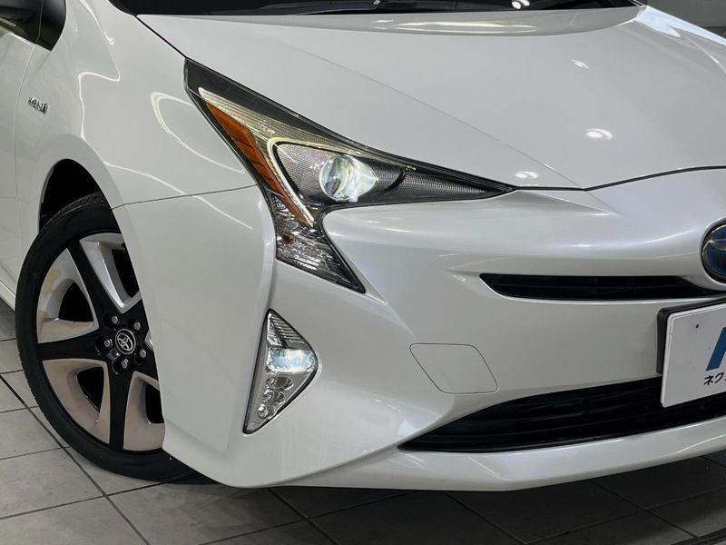 2017 Toyota Prius DAA-ZVW50 (UW-6a93a19622f04)[27]