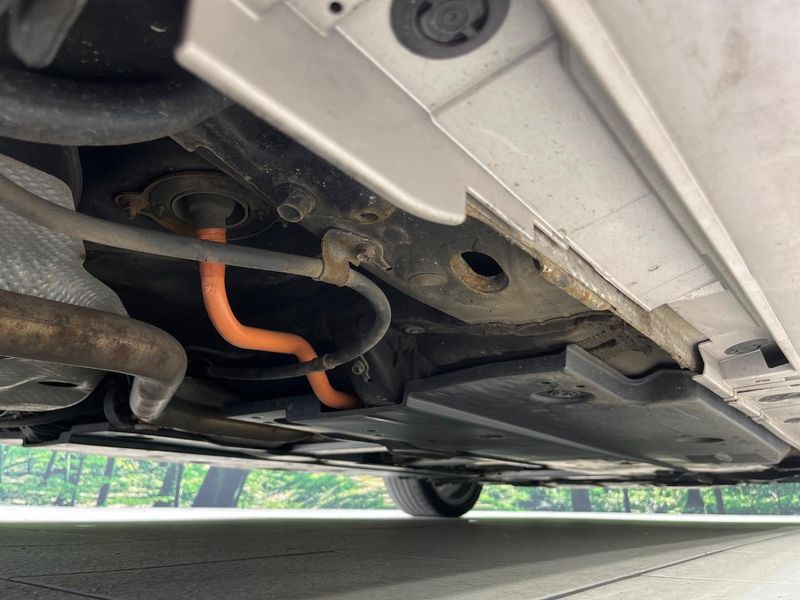 2016 Toyota Prius DAA-ZVW55 (UW-6a93a1a286ae5)[12]