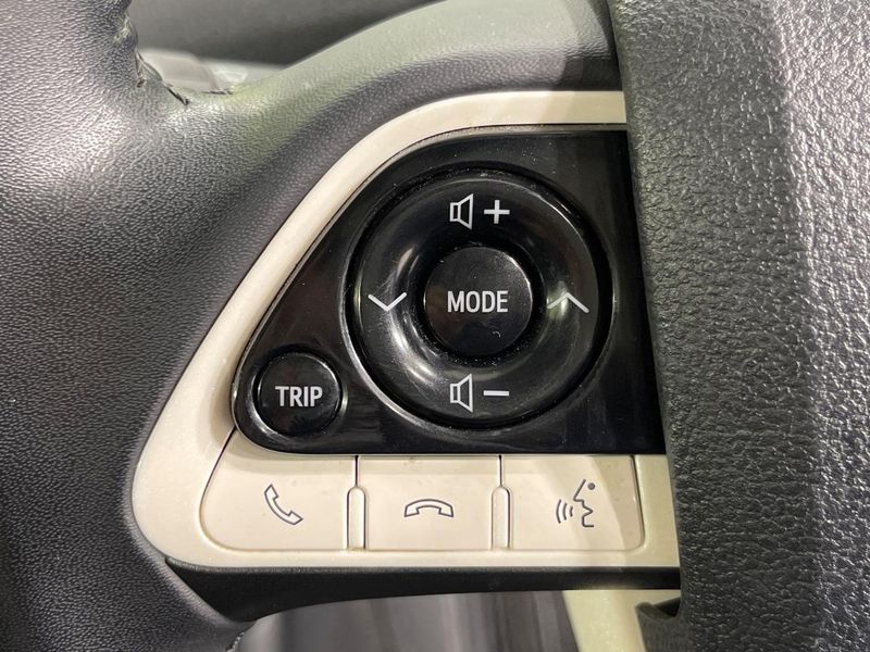 2016 Toyota Prius DAA-ZVW55 (UW-6a93a1a286ae5)[22]