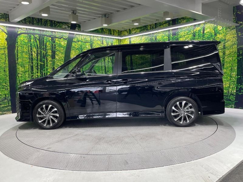 2023 Toyota Voxy 6AA-ZWR90W (UW-6a93a1b71d982)[20]