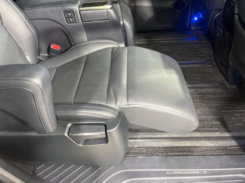 2018 Toyota Vellfire DBA-AGH30W (UW-6a94ef1f5cd9d)[27]