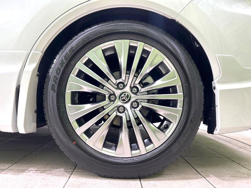 2023 Toyota Harrier Hybrid 6AA-AXUH80 (UW-6a94ef59abf3d)[13]