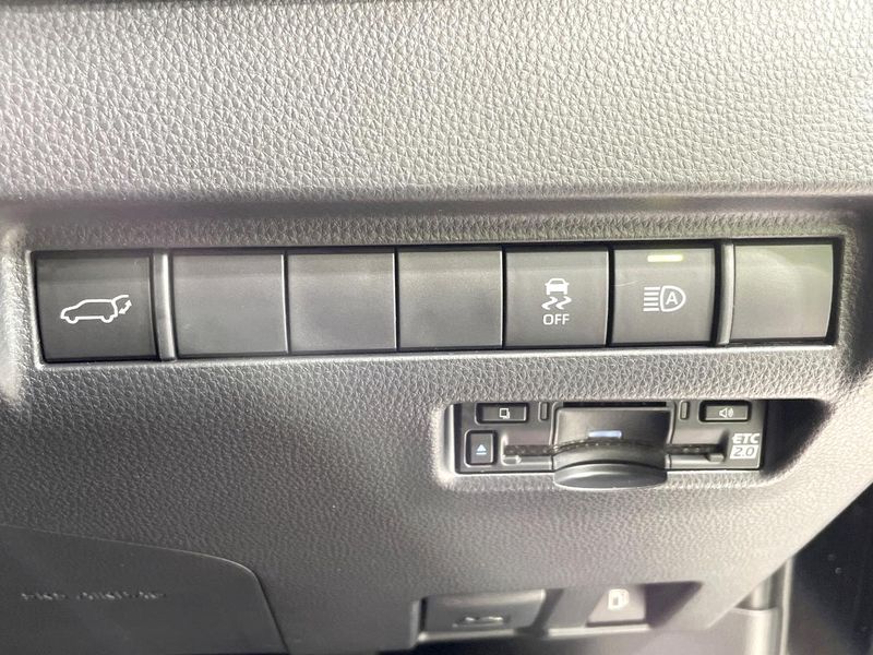 2025 Toyota Harrier Hybrid 6AA-AXUH80 (UW-6a94ef5e9aef8)[28]