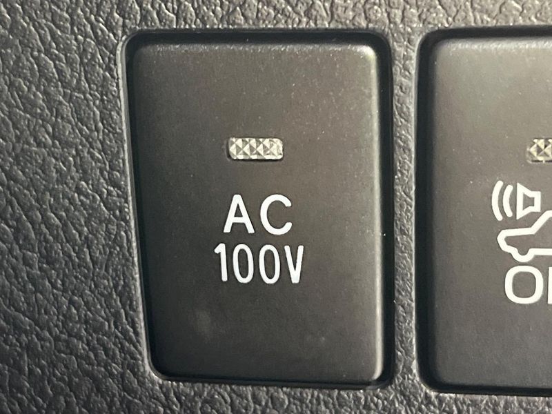 2015 Toyota Vellfire Hybrid DAA-AYH30W (UW-6a94ef64d80d2)[12]
